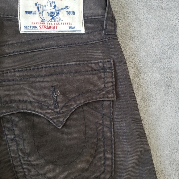Levi's Corduroy Jean - Picture 9 of 12